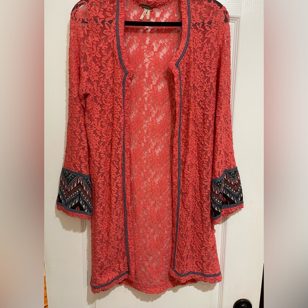 BKE coral cardigan with Aztec sleeves